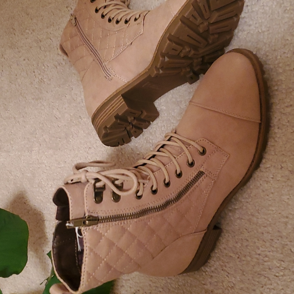 White Mountain Combat Style Boots - Picture 4 of 8